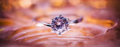 Bague en diamant, détail rapproché